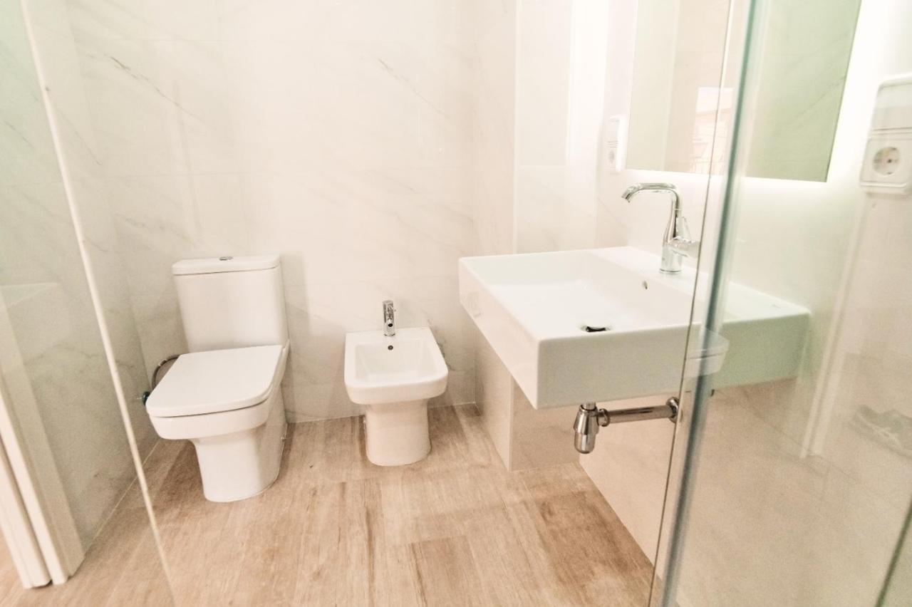 Reposo Sweet Home & Free Parking Seville Luaran gambar